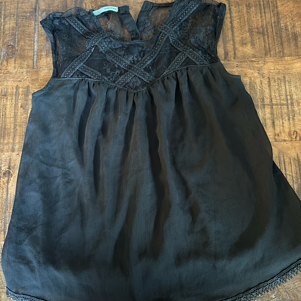 Maurice’s top